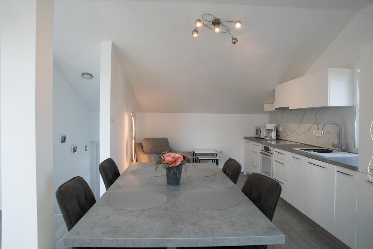 Apartmani Vrtodusic Банёл Экстерьер фото