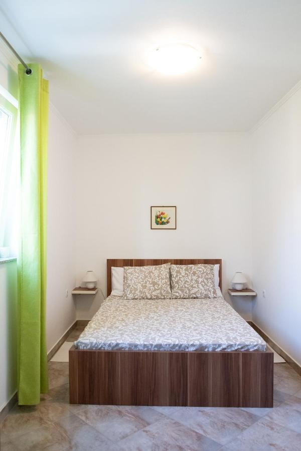 Apartmani Vrtodusic Банёл Экстерьер фото