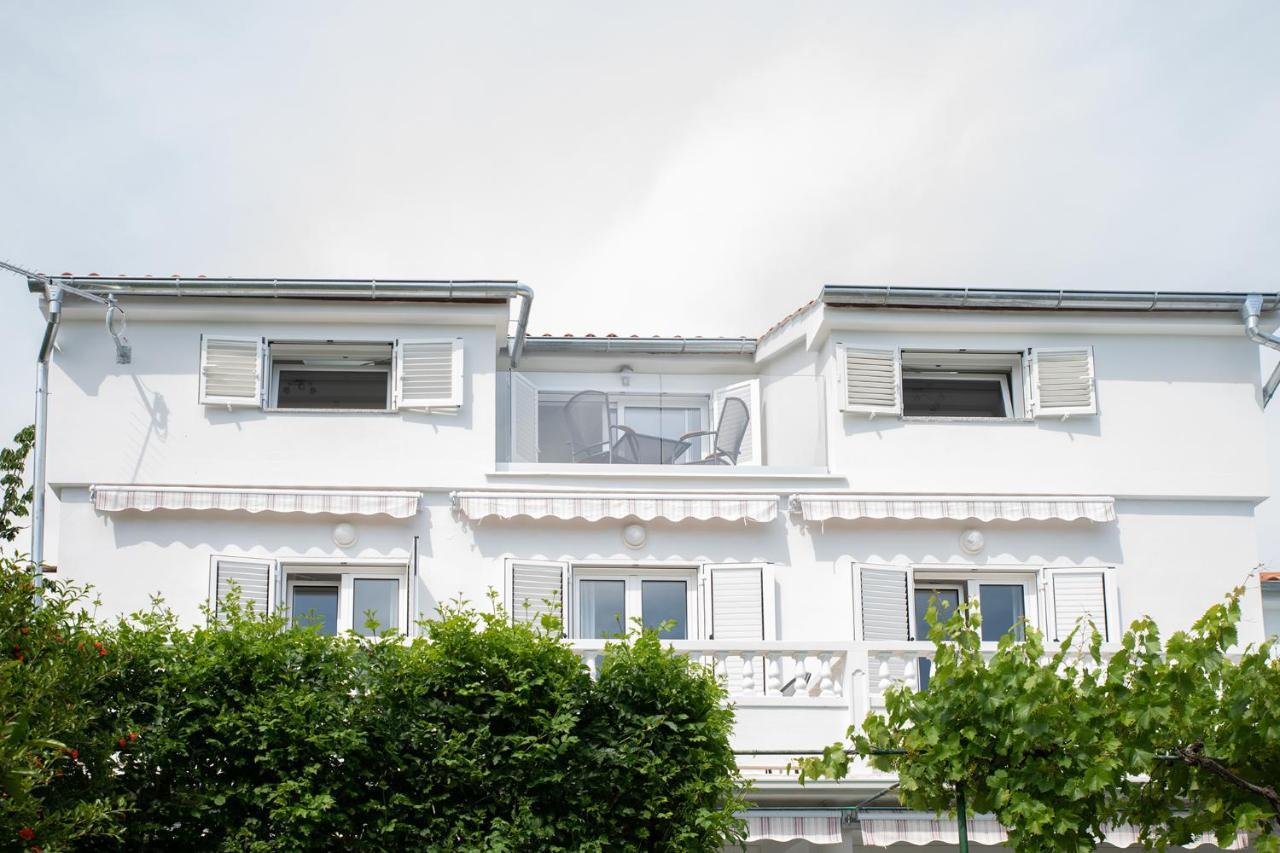 Apartmani Vrtodusic Банёл Экстерьер фото