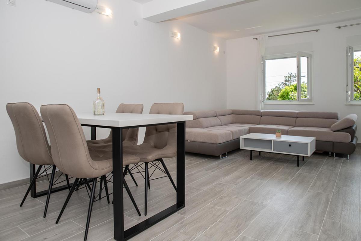 Apartmani Vrtodusic Банёл Экстерьер фото