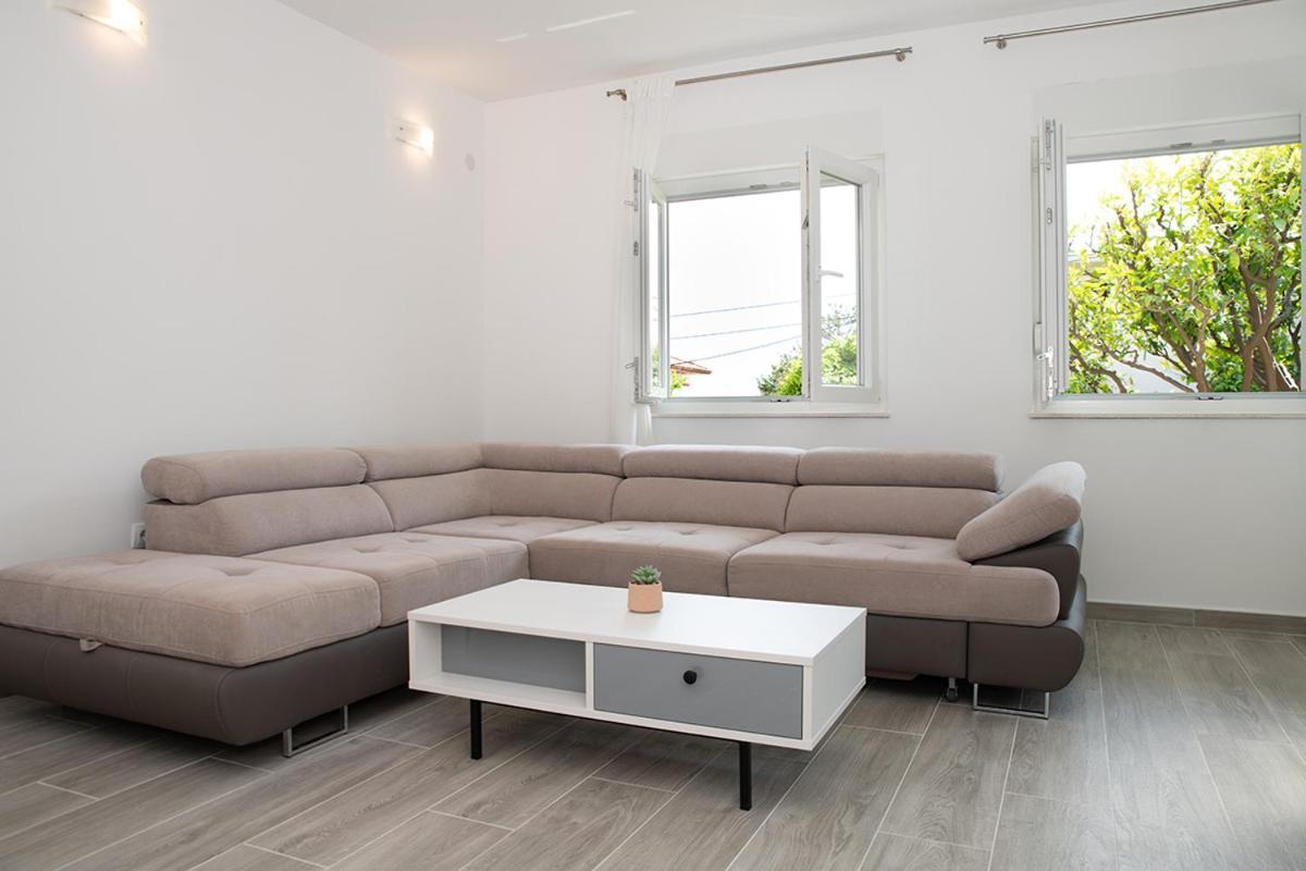 Apartmani Vrtodusic Банёл Экстерьер фото