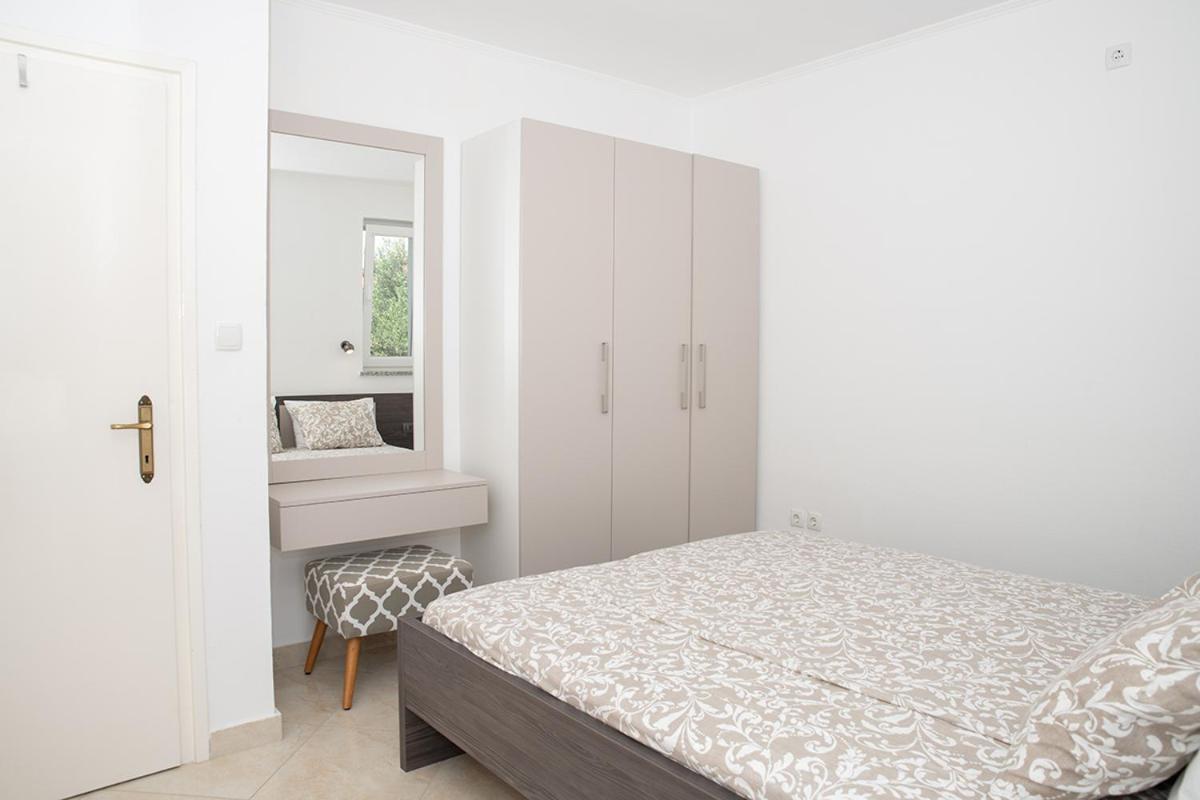 Apartmani Vrtodusic Банёл Экстерьер фото