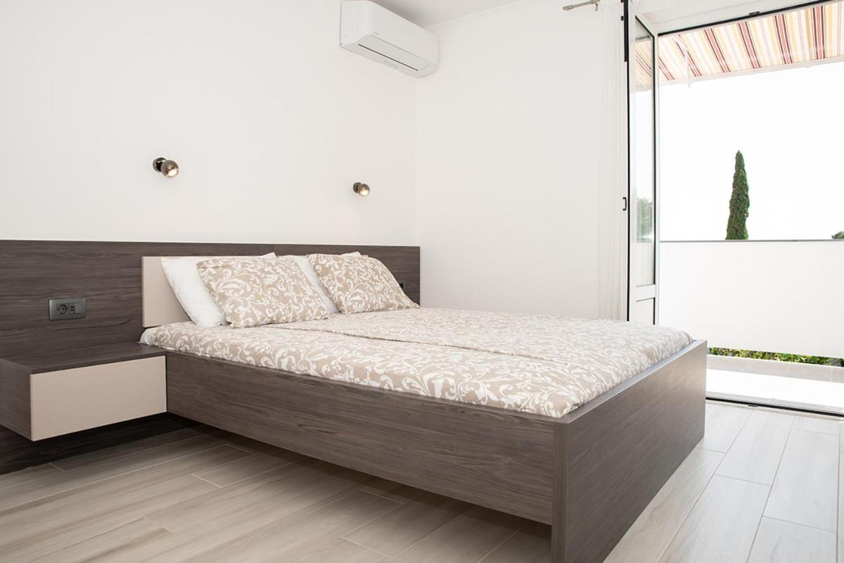 Apartmani Vrtodusic Банёл Экстерьер фото