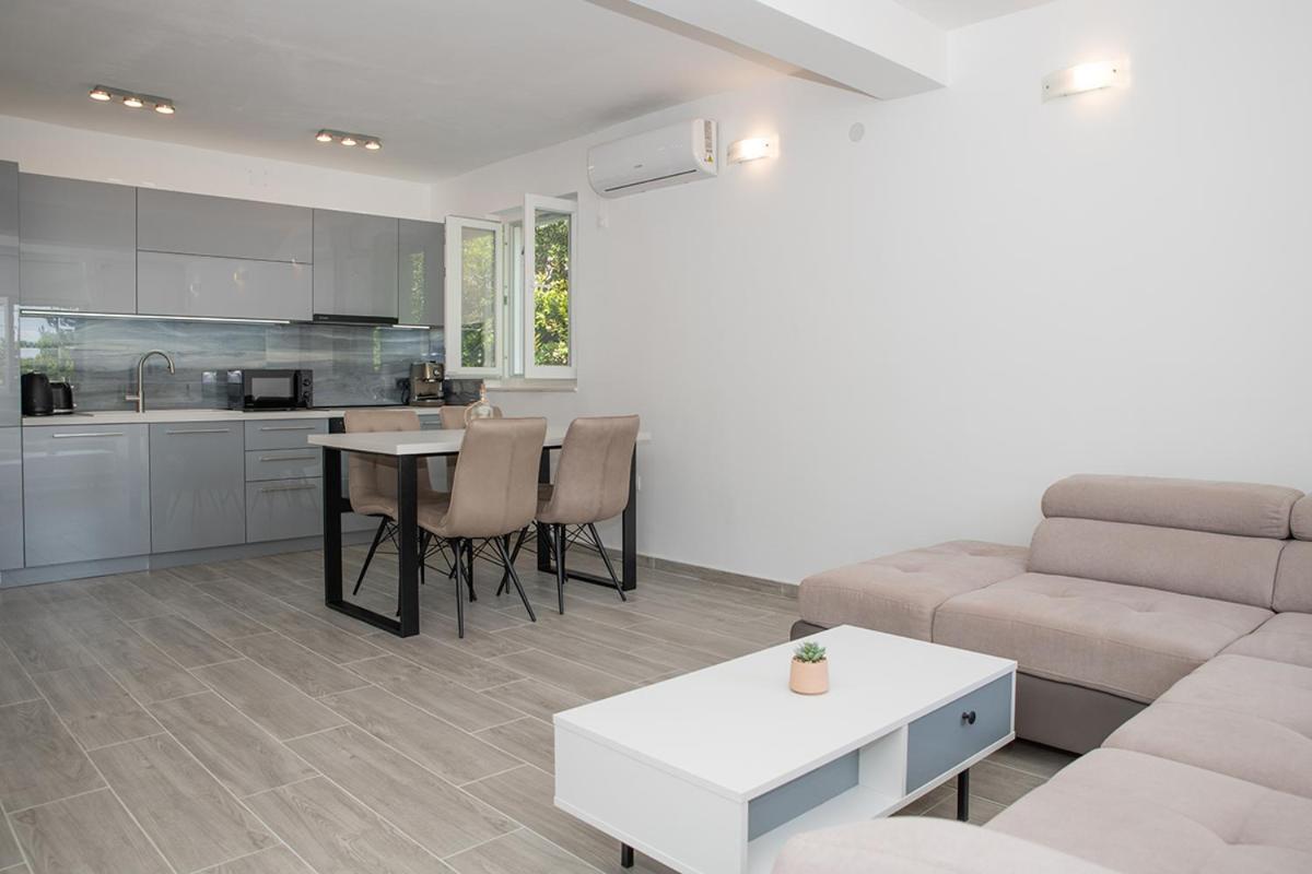 Apartmani Vrtodusic Банёл Экстерьер фото